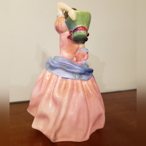 Vintage Royal Doulton Maytime Porcelain Figure - Picture 5 of 9
